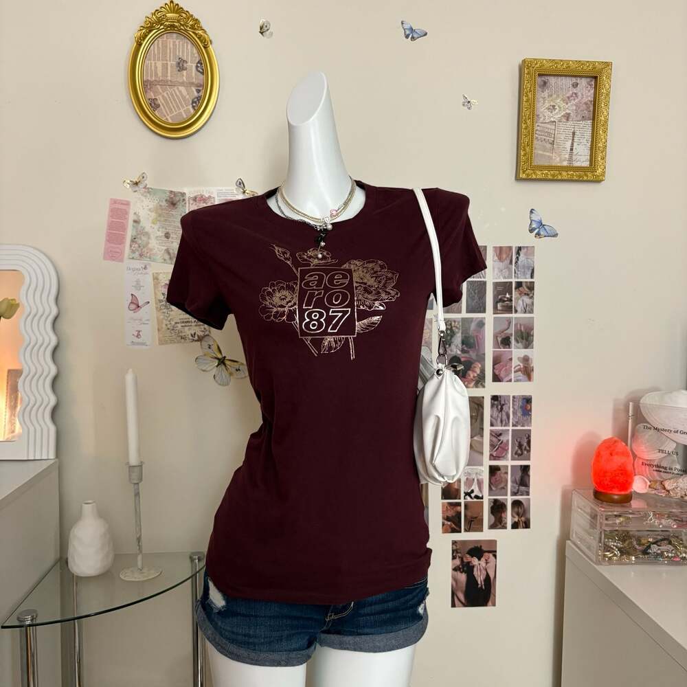 Aeropostale Burgundy Maroon Gold Floral Graphic T-Shirt Women Size Medium Crew N